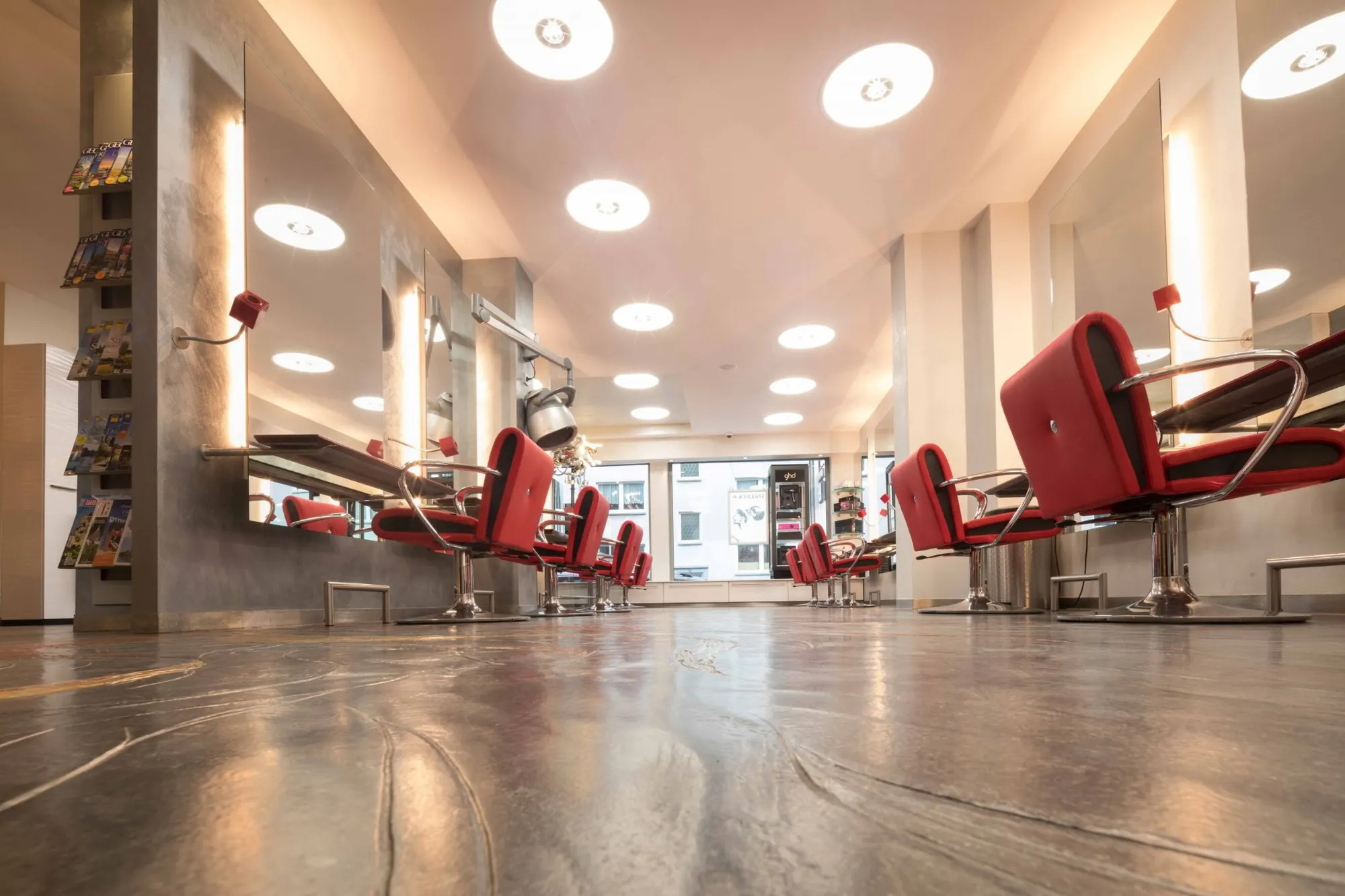 Lichtprojekt Morante Friseur Essen von Moreno Licht mit Effekt